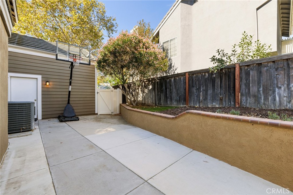 43992 Northgate Avenue