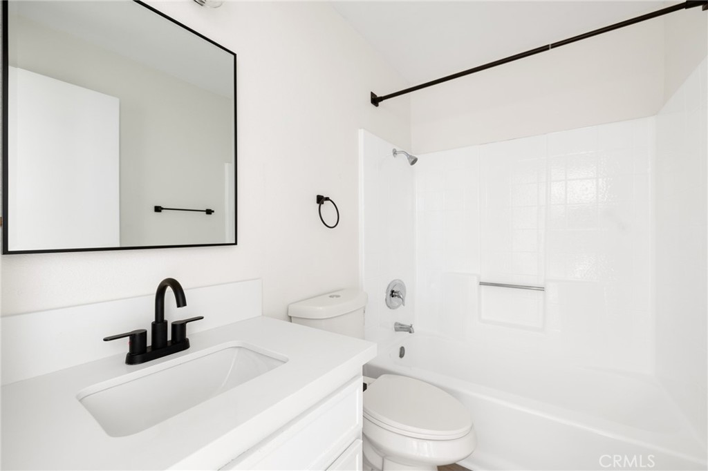 27326 Del Monte Lane