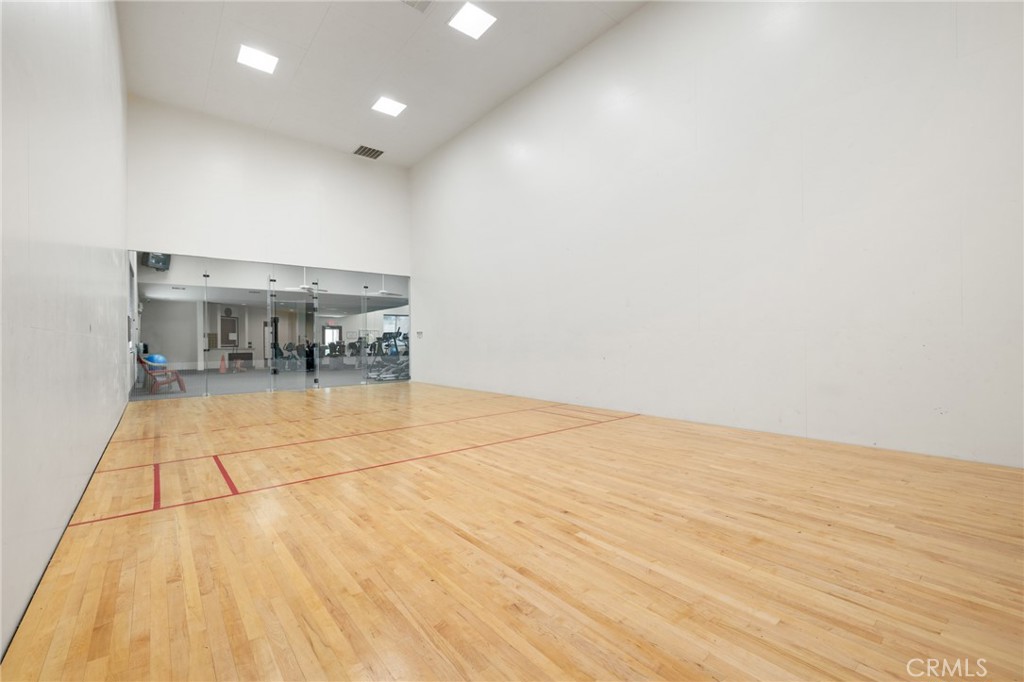 24909 Madison Avenue 2612