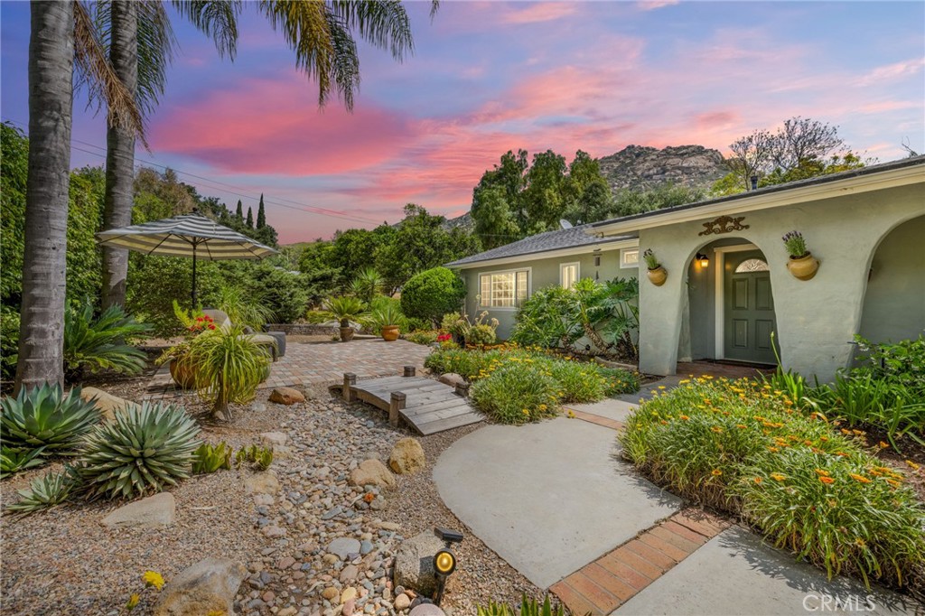 2458 Fawn Creek Lane