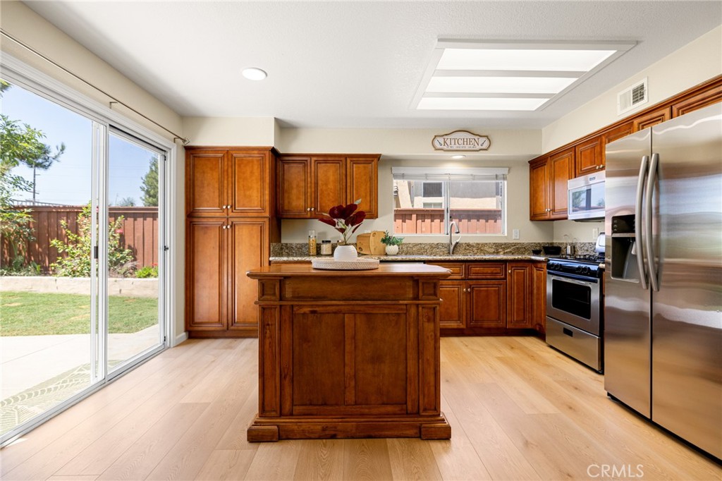 31717 Corte Cardenas