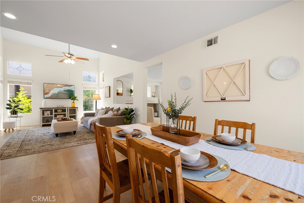 31717 Corte Cardenas