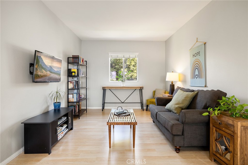 22358 Hawthorn Avenue