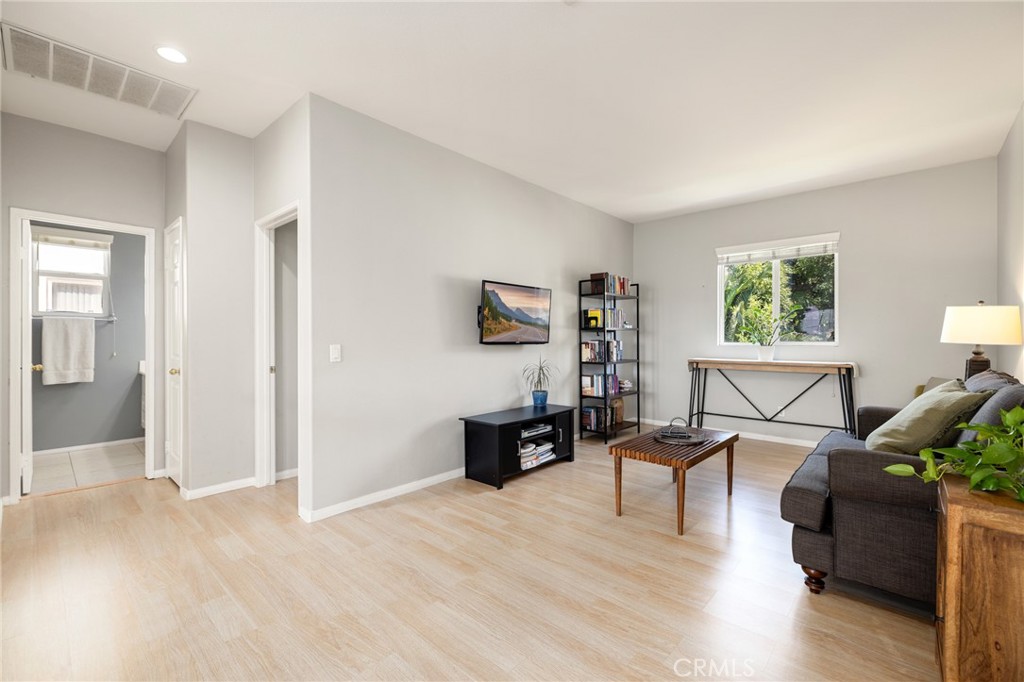 22358 Hawthorn Avenue