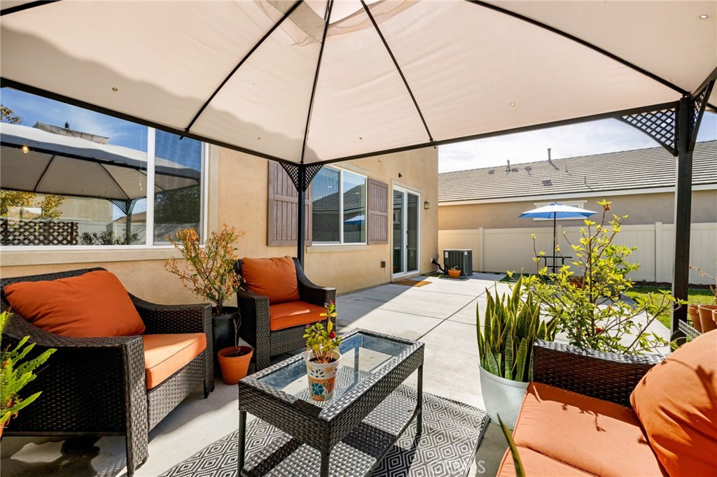 30303 Butterfly Circle