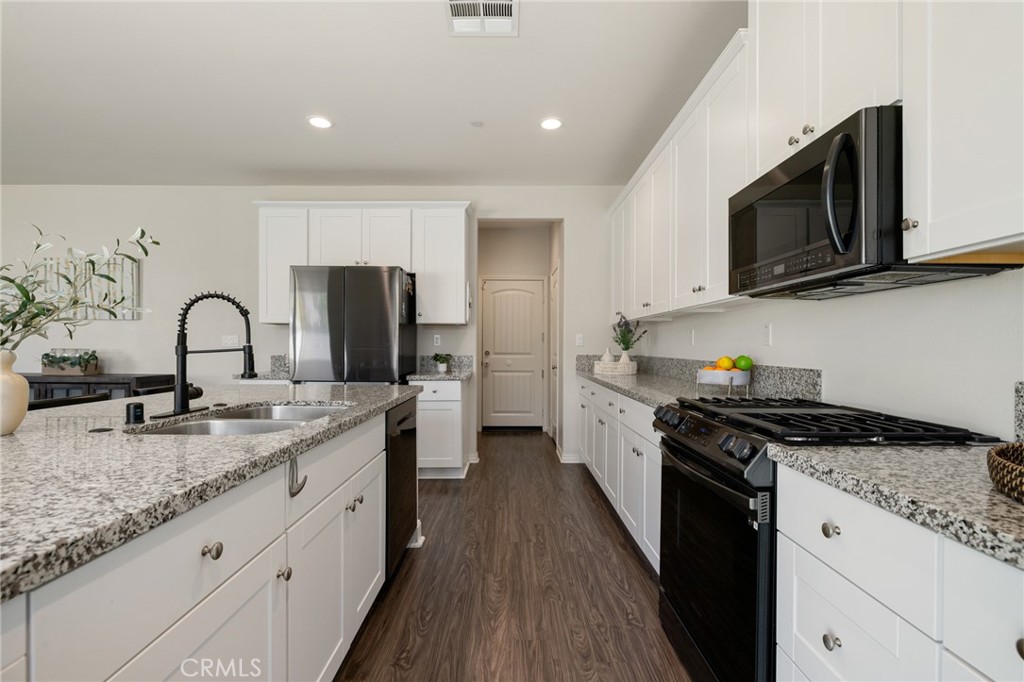 30303 Butterfly Circle