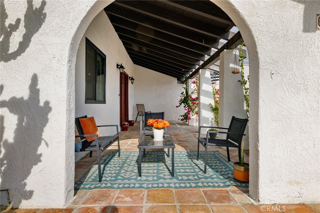 61224 Deronda Avenue