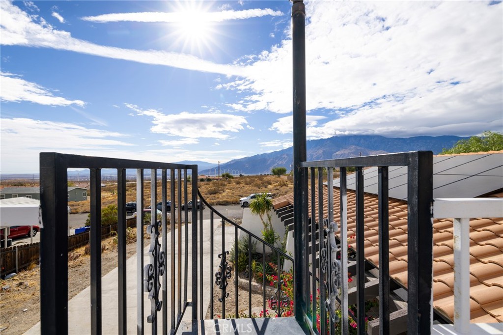 61224 Deronda Avenue