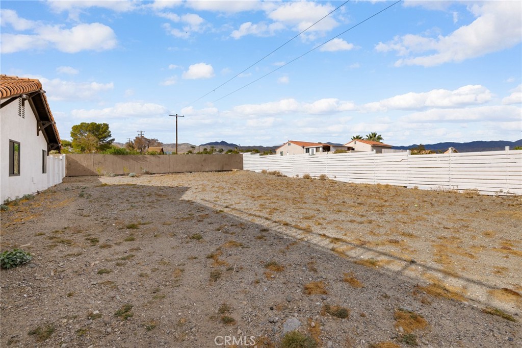 61224 Deronda Avenue