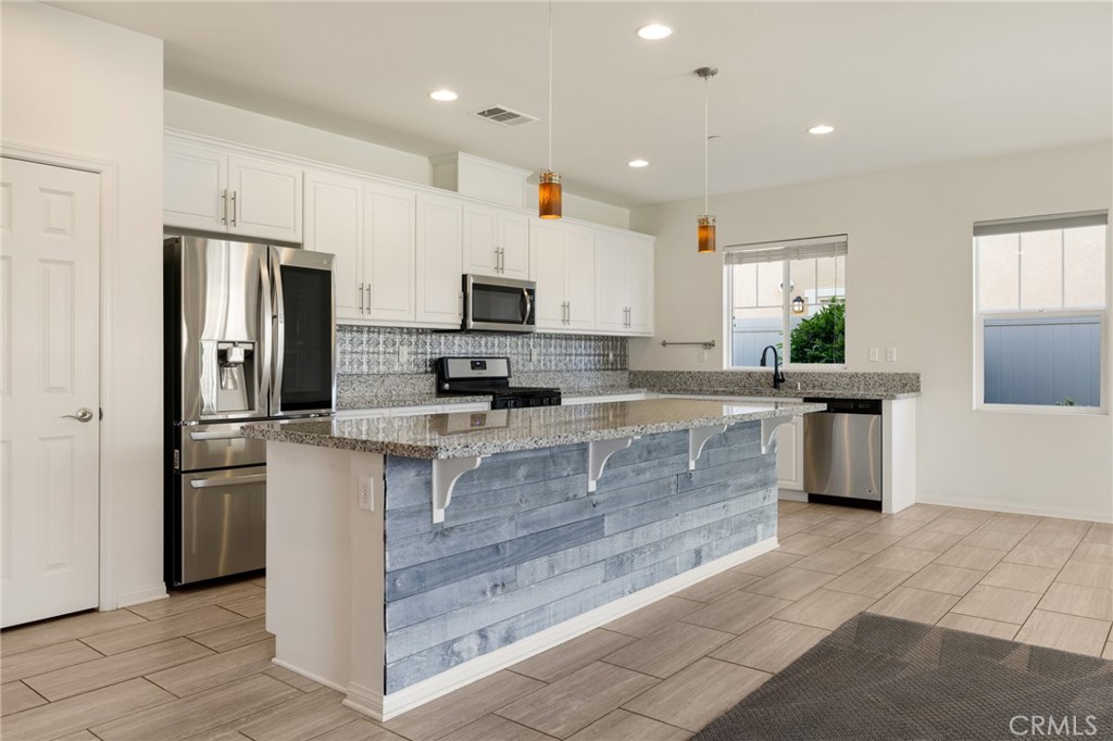 25179 Renegade Court