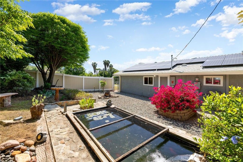 29020 Avenida De Las Flores