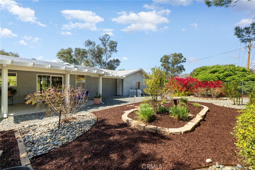 29020 Avenida De Las Flores