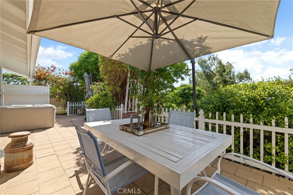 29020 Avenida De Las Flores