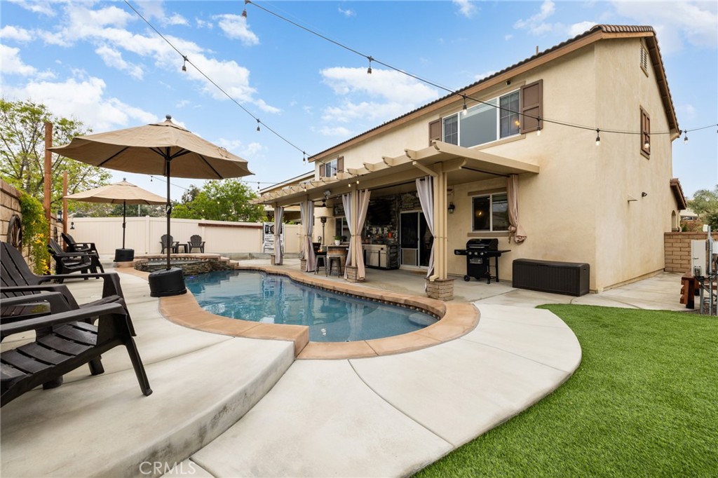 25540 Wagon Trail Lane