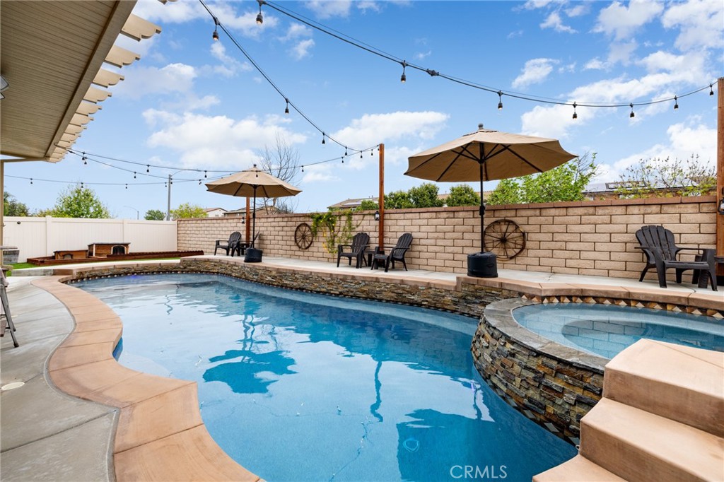 25540 Wagon Trail Lane
