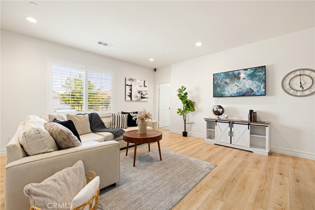 24393 Stargazer Way
