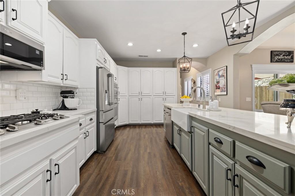 31502 Emperor Drive