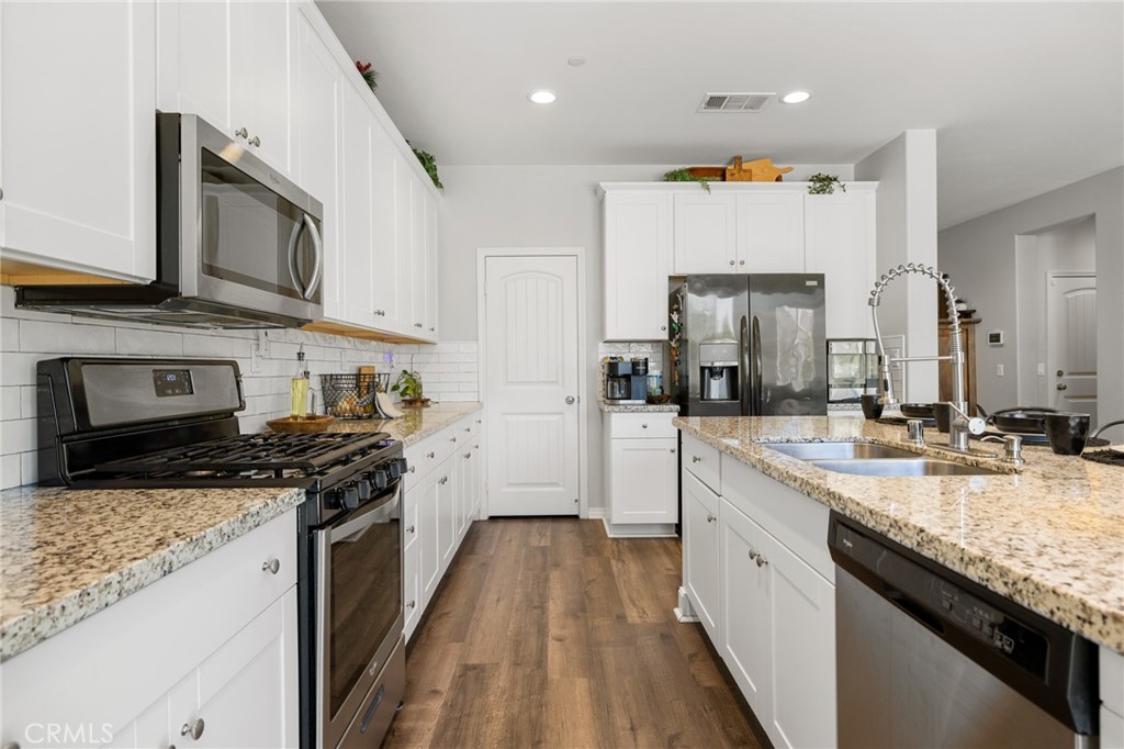 25072 Bridlewood Circle