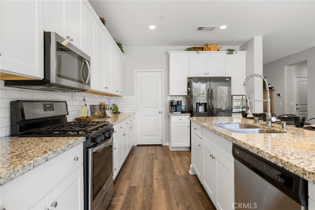 25072 Bridlewood Circle