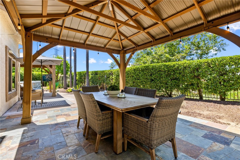 2666 Peacock Place