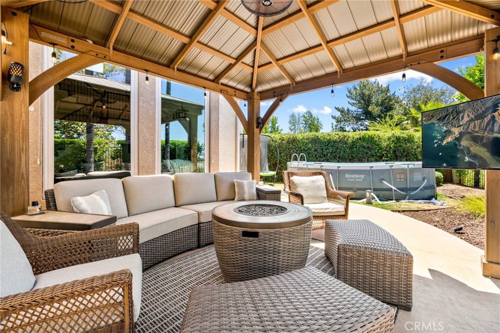 2666 Peacock Place