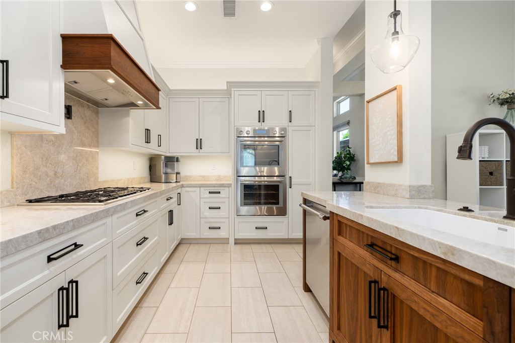 2666 Peacock Place