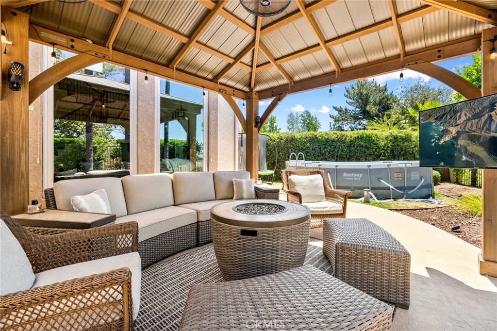 2666 Peacock Place