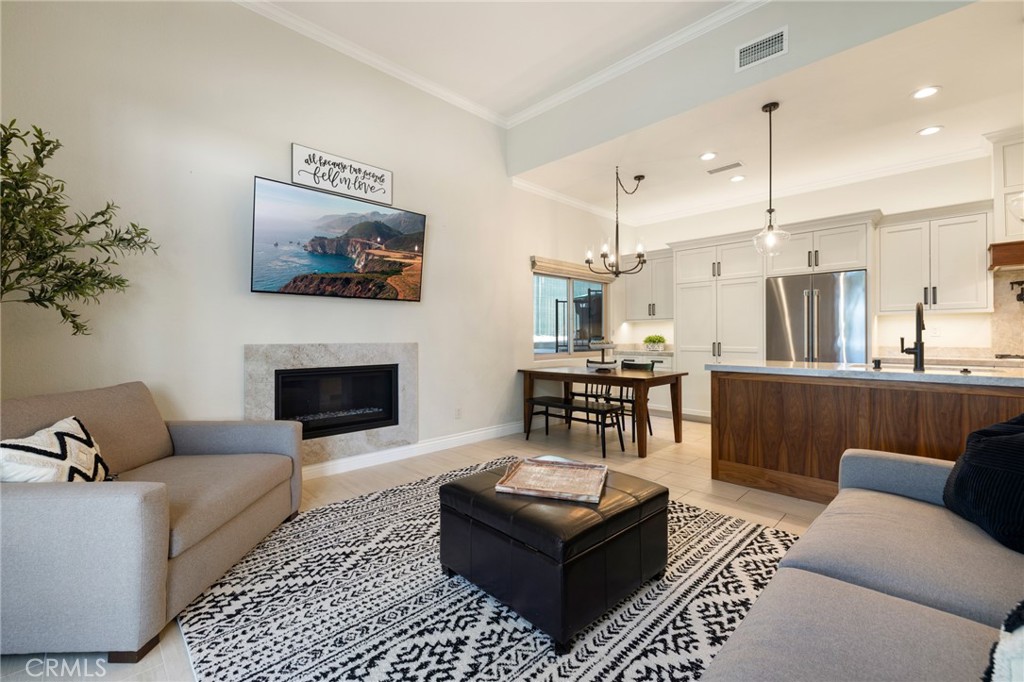 2666 Peacock Place