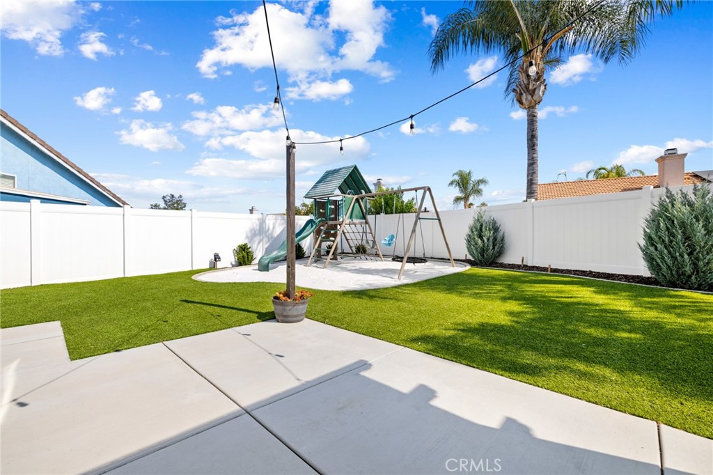 20152 Mapleleaf Court
