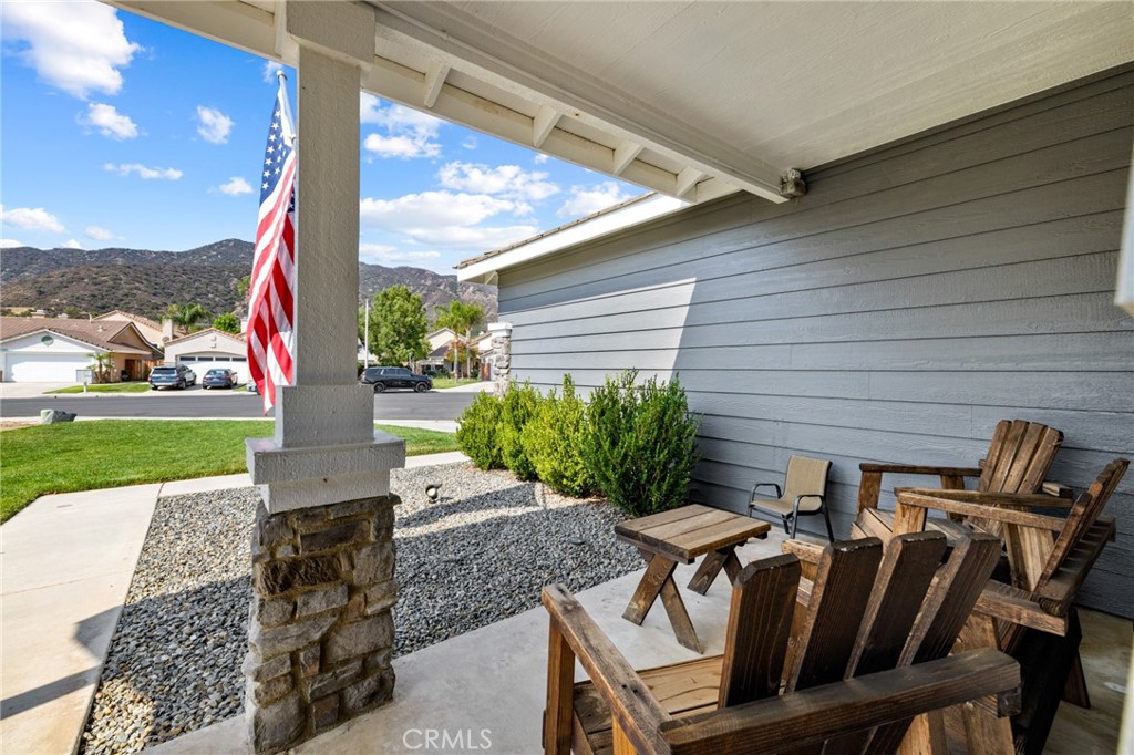 20152 Mapleleaf Court