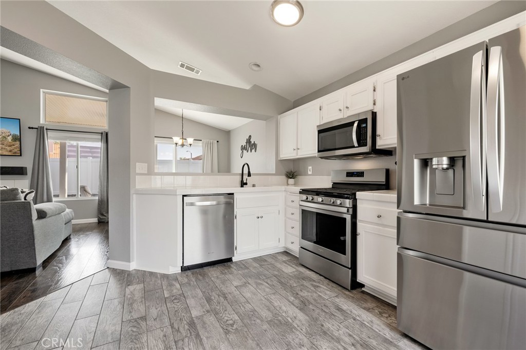 20152 Mapleleaf Court