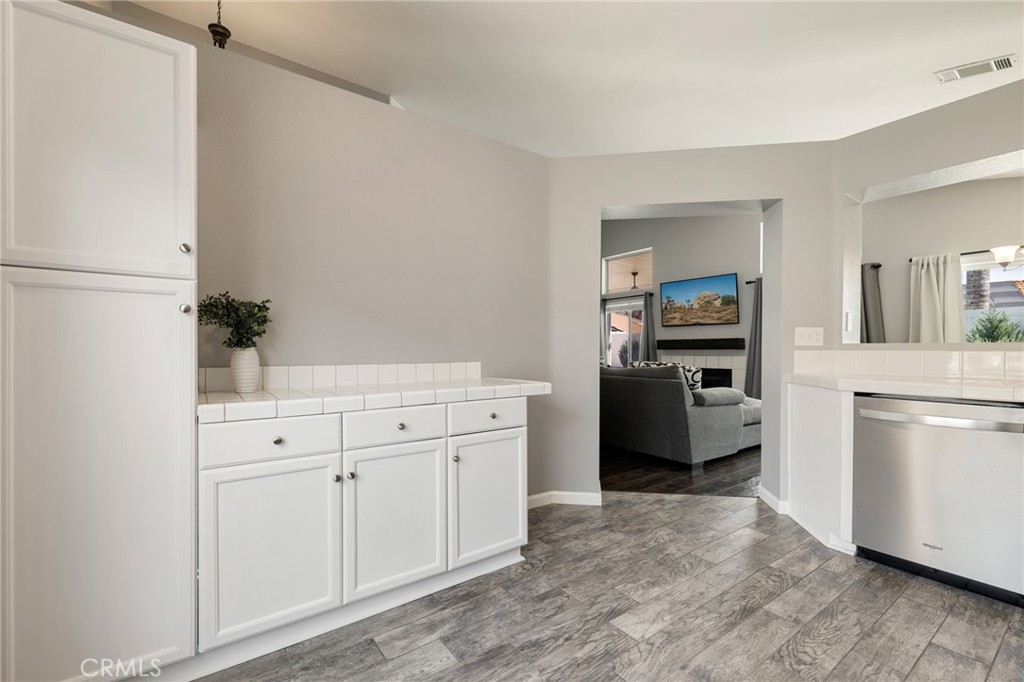 20152 Mapleleaf Court