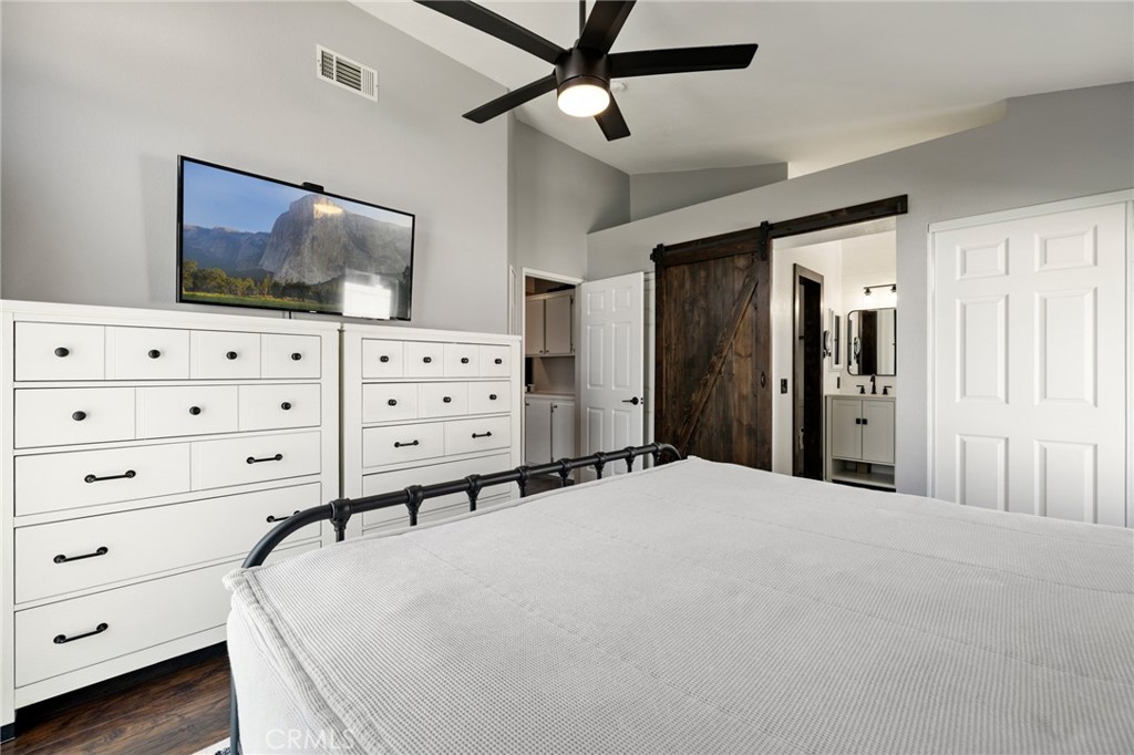 20152 Mapleleaf Court