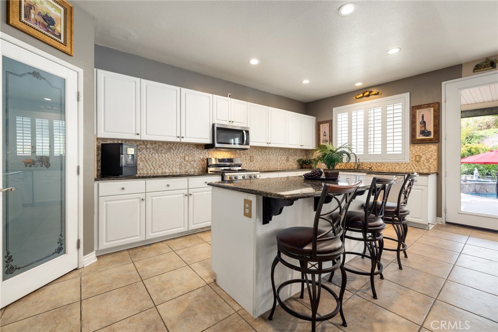 23655 Madison Avenue