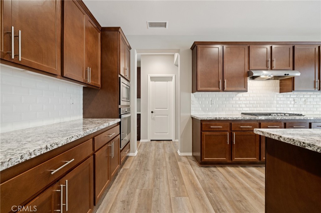 24347 Ponderosa Ln
