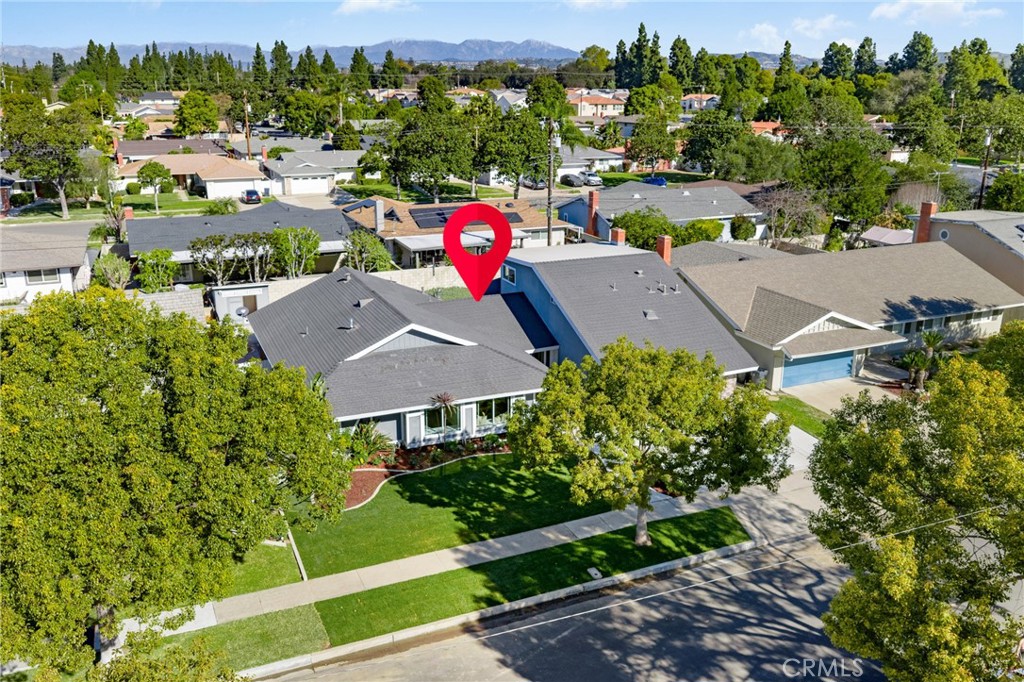 1529 Catalina Avenue