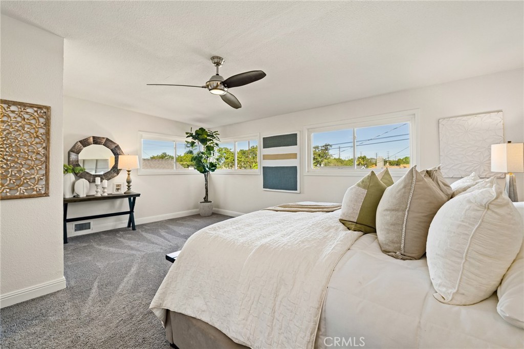 1529 Catalina Avenue