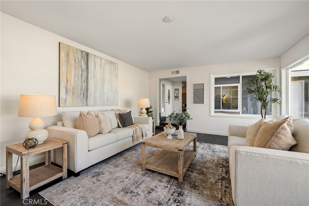 1529 Catalina Avenue