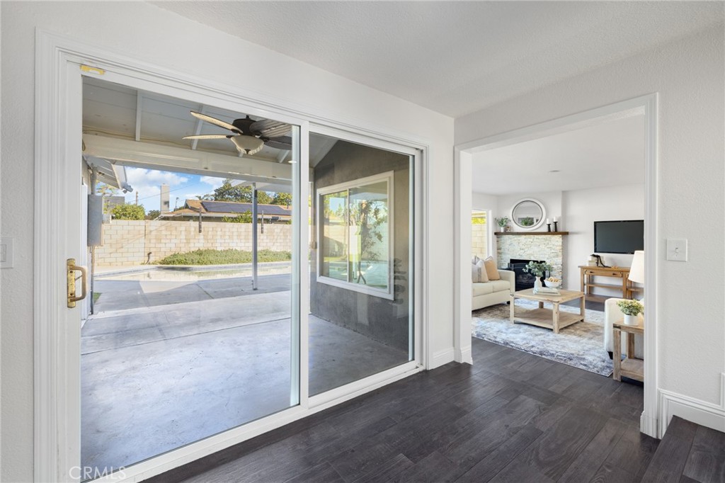 1529 Catalina Avenue