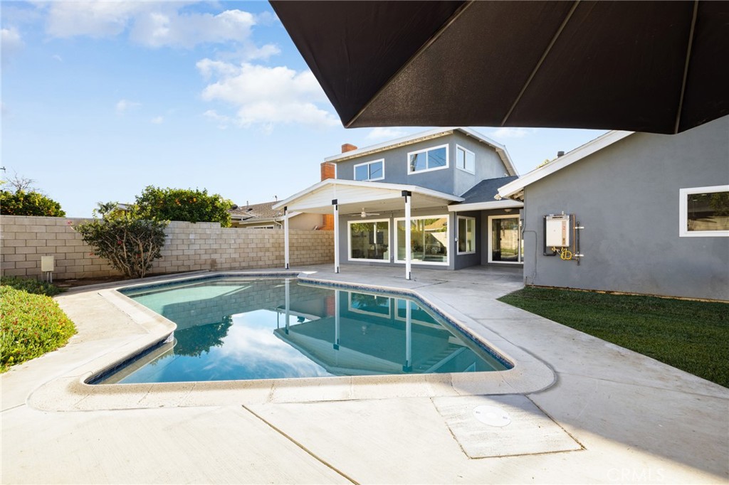 1529 Catalina Avenue