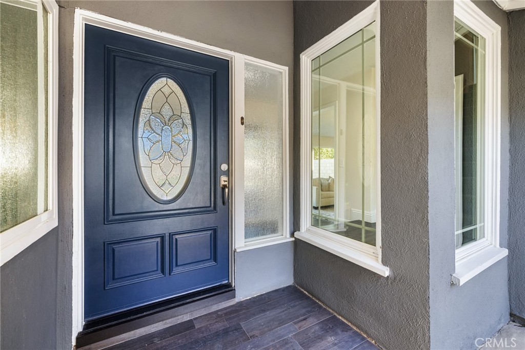 1529 Catalina Avenue