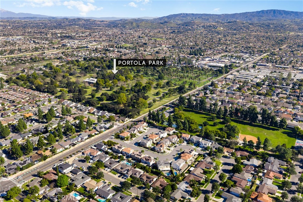 1529 Catalina Avenue