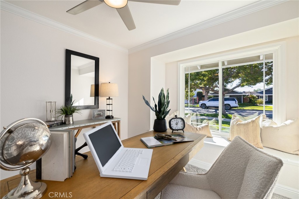 1529 Catalina Avenue