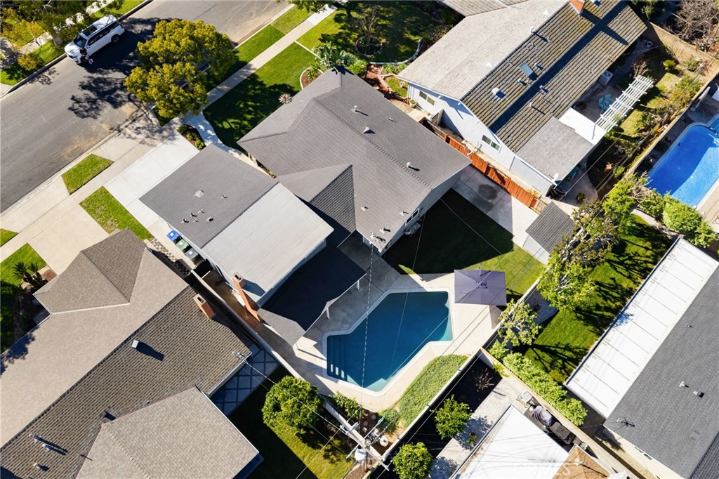 1529 Catalina Avenue