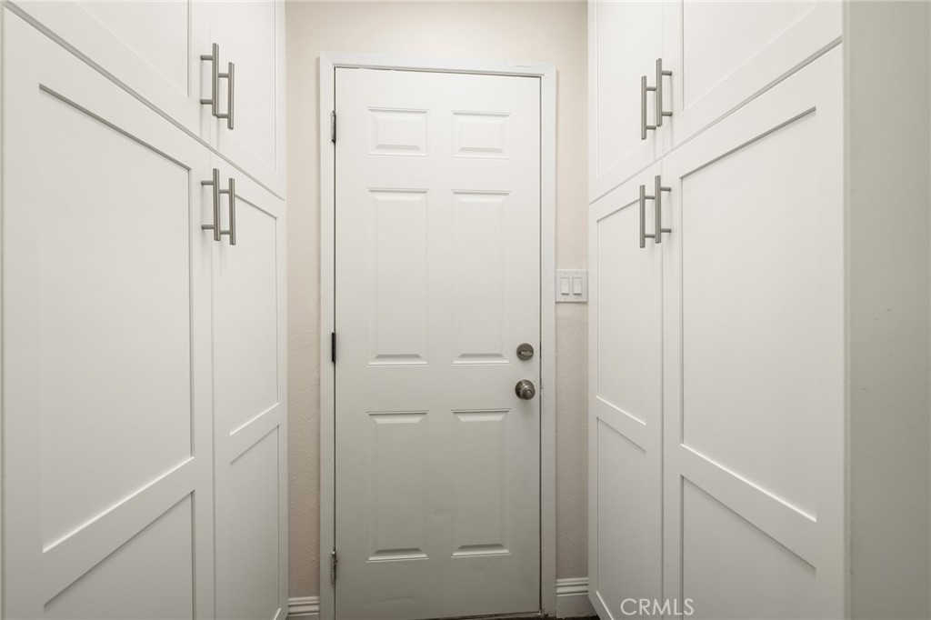 1529 Catalina Avenue