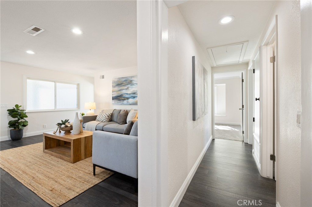 1529 Catalina Avenue