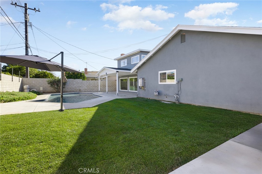 1529 Catalina Avenue