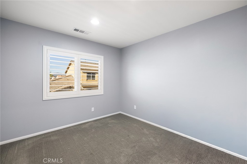 40966 Belleray Avenue