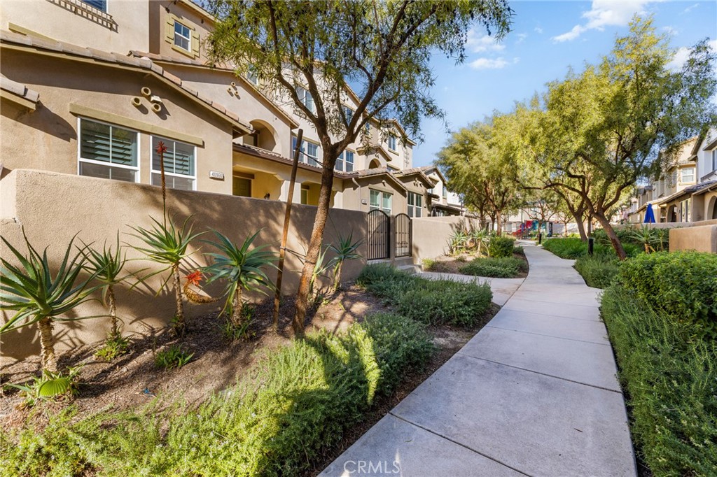 40966 Belleray Avenue