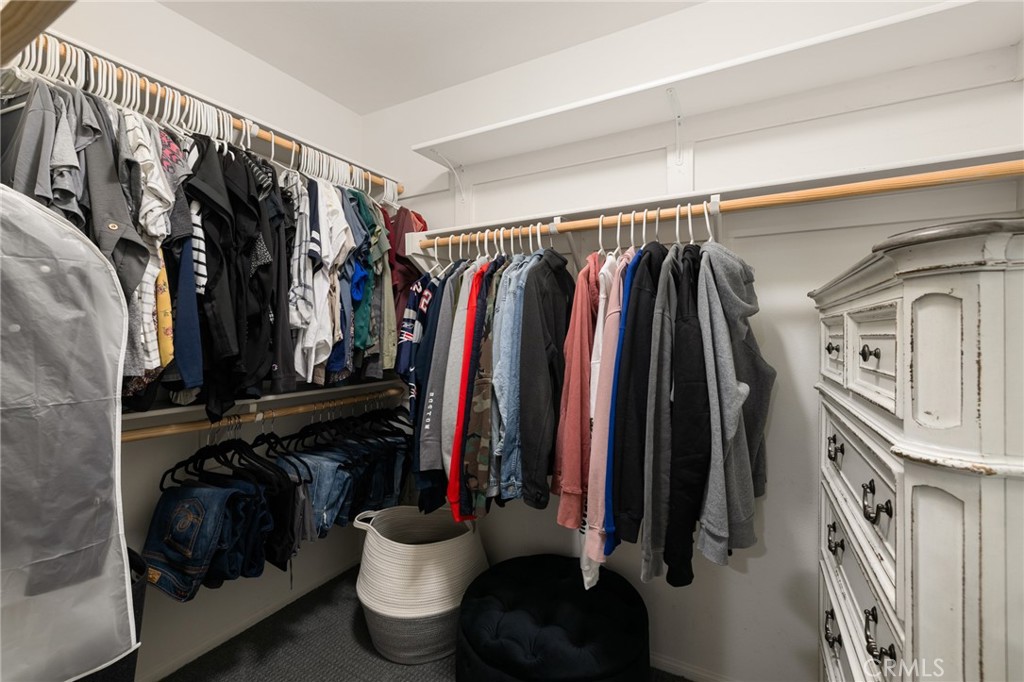 40966 Belleray Avenue